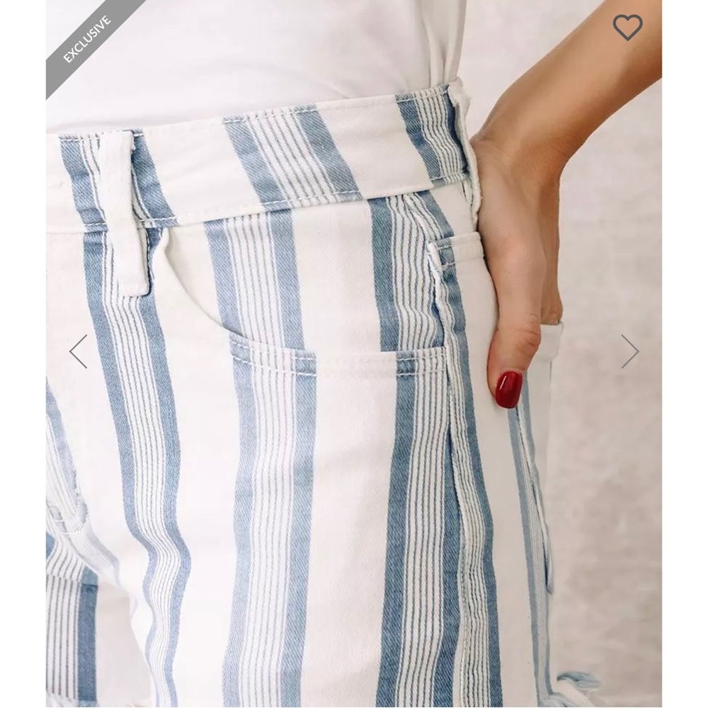 NWT - KanCan High Rise Striped Denim Stretch Short - Blue & White - Size… - Picture 5 of 7